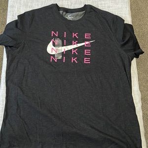 Mens Nike T-shirt